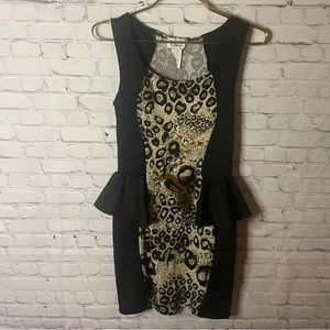 🐆 Centered Black Sleeveless Mini Dress 🧡Size M